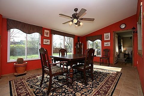 7020 S Chase dining