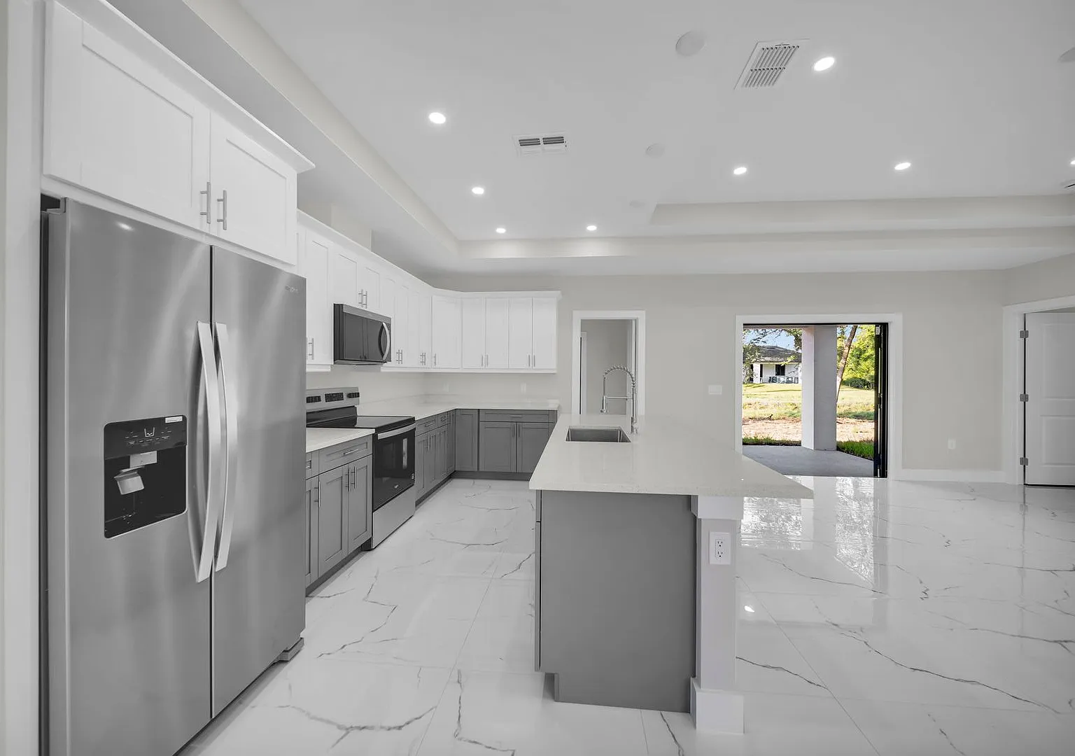 Brand-New Home in Lehigh Acres Move-In Ready! FL 33974. Qualify for a deposit-free option and sav... — Photo 3