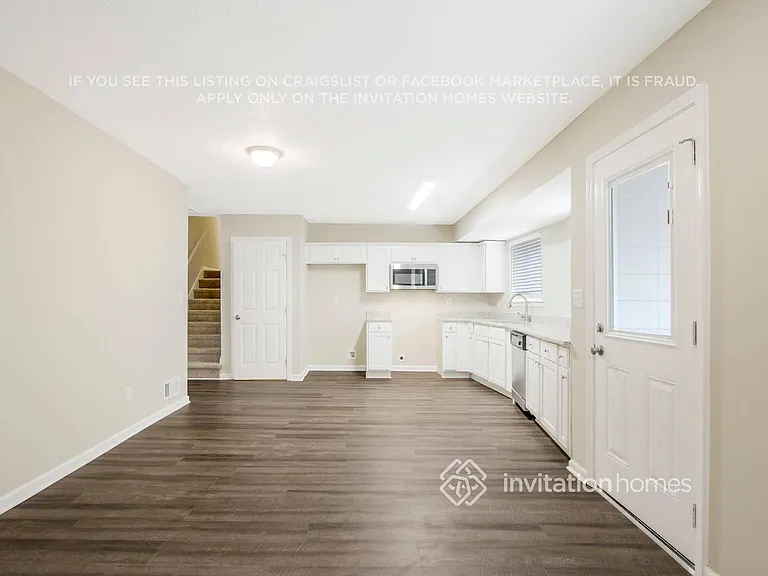 4421 Blackbirch Ln — Photo 8