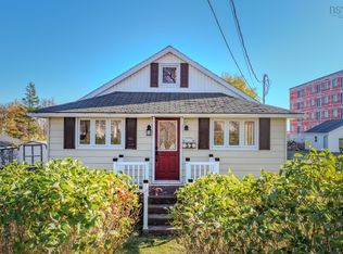 52 Sterling Rd, Glace Bay, NS B1A 3X5