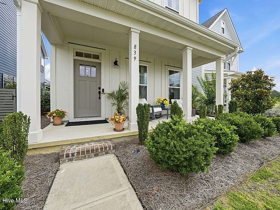 2nd image of 839 Edgerton Drive