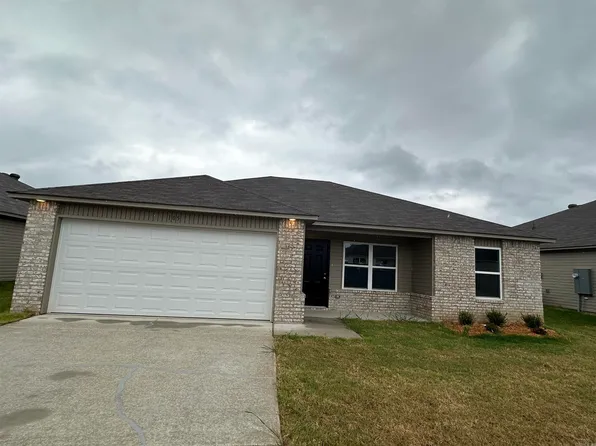 105 Jo Park Ln, Maumelle, AR 72113