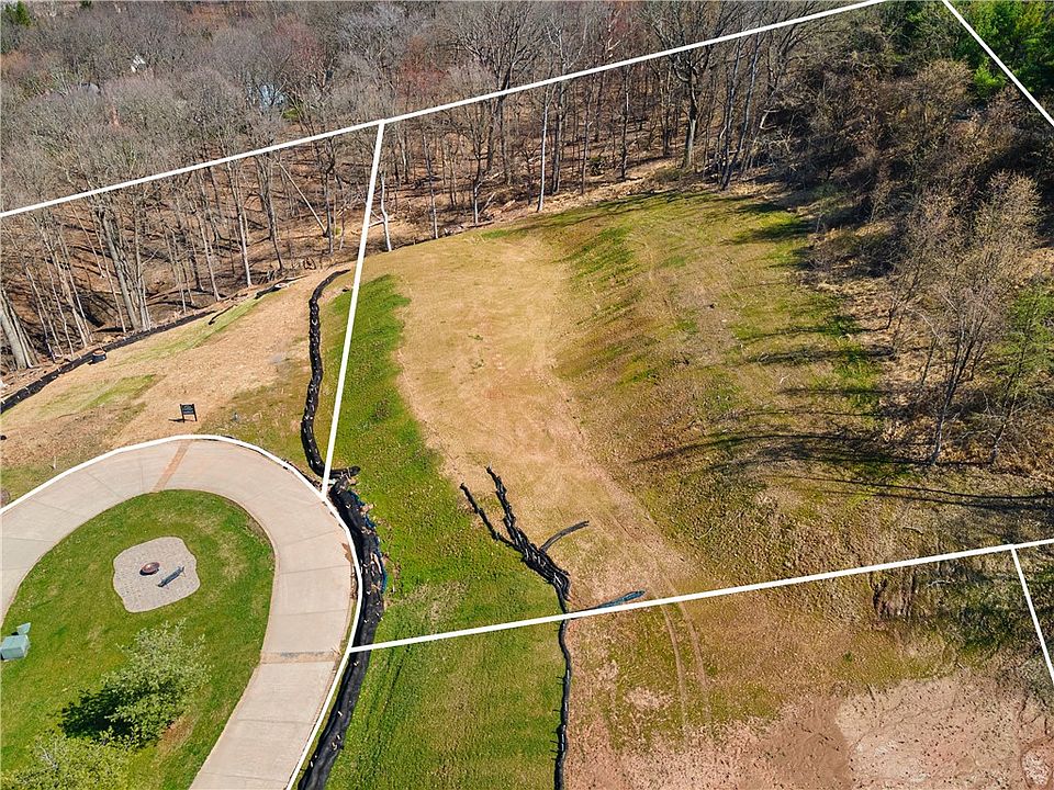 1st image of 709 The Gardens Dr