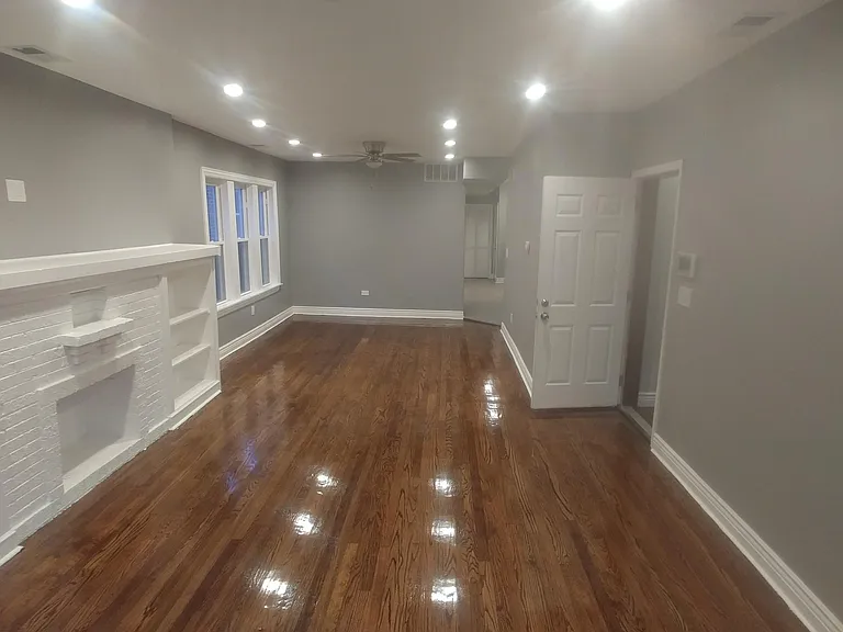 5216 S Peoria St #2 — Photo 2