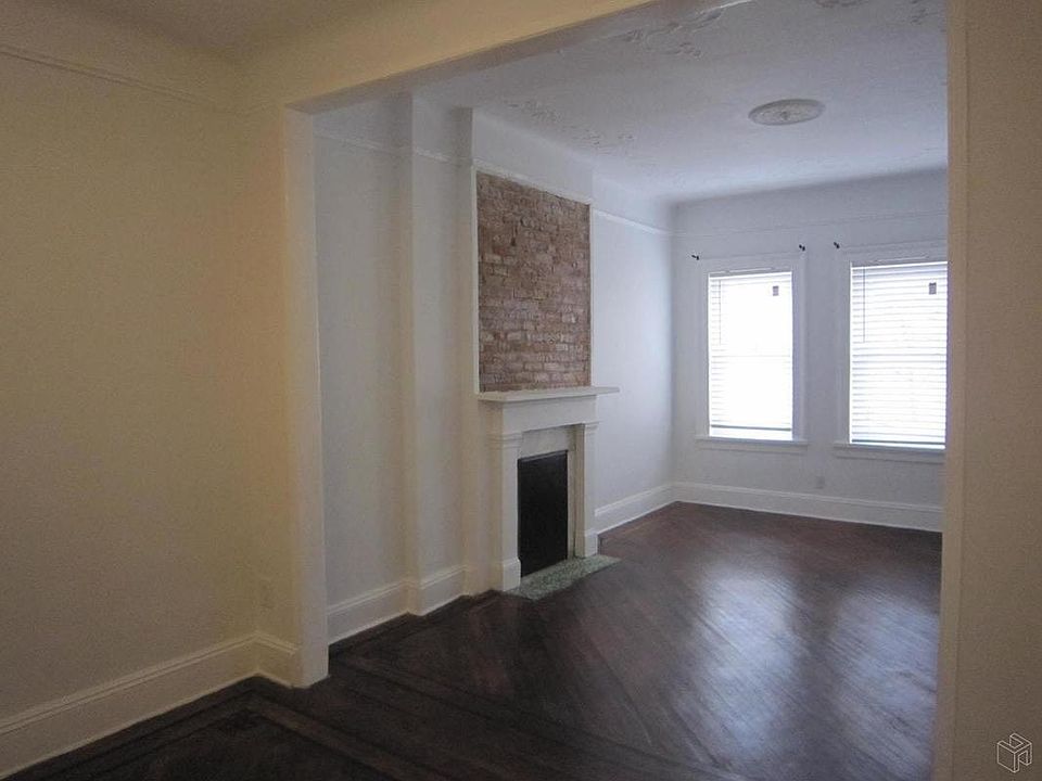 1st image of 151 Columbia Hts APT 4