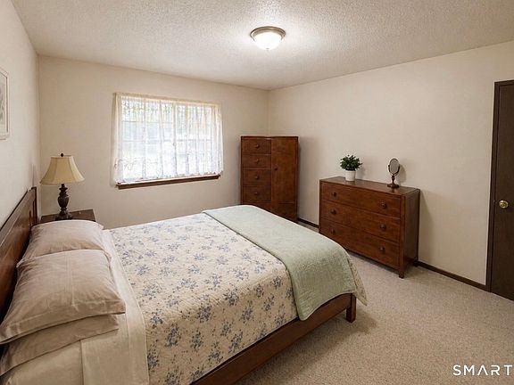 5th image of 975 Meriden Road #117