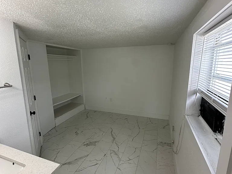 1805 Reynolds Rd #18 — Photo 6
