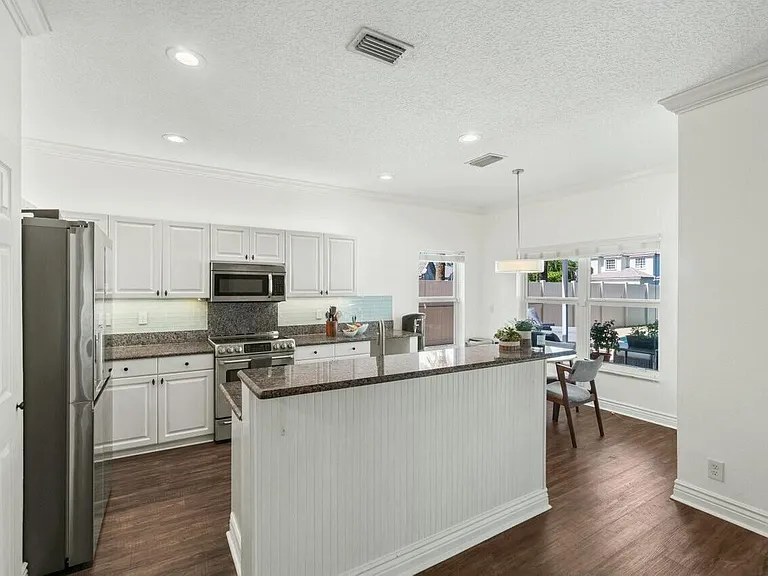 6779 Barrier Reef St — Photo 22