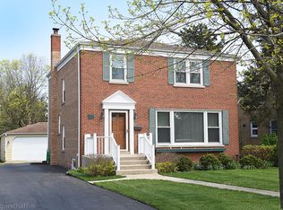 111 Elm St, Glenview, IL