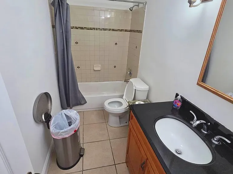 8018 Chelwynde Ave — Photo 17
