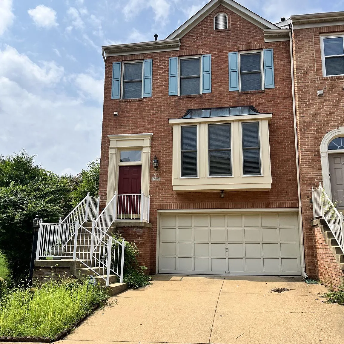 3 bed, 2.5 bath, 1998 sqft, $4,500 — Photo 1