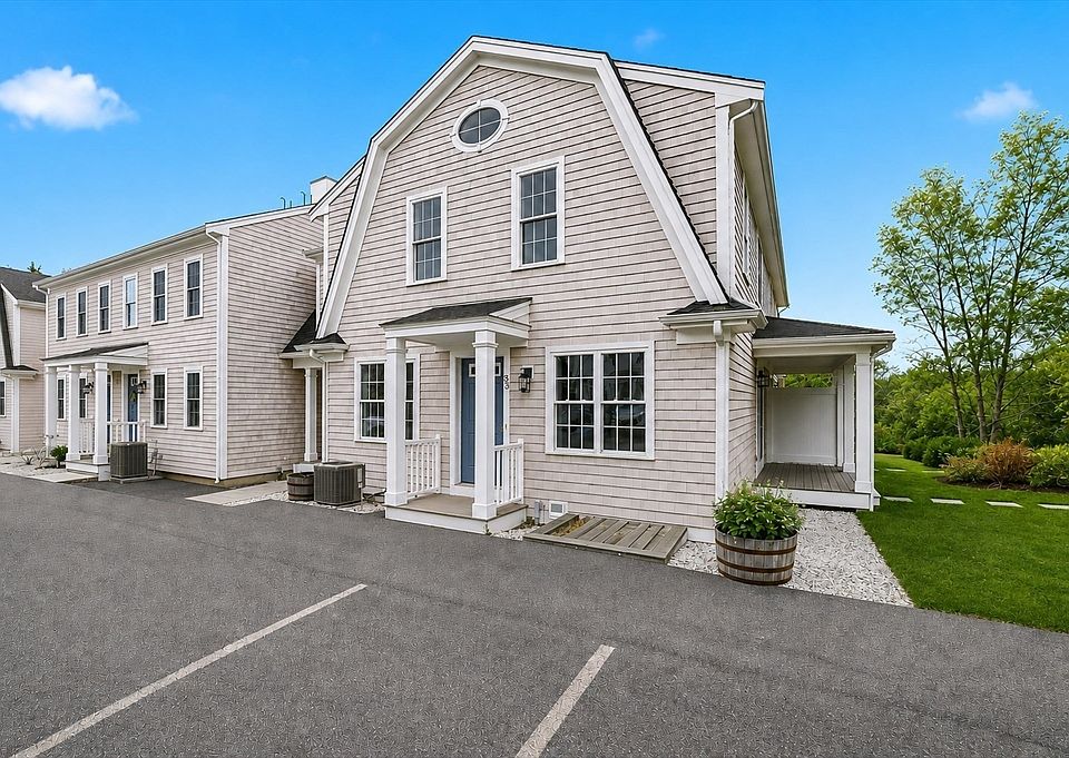 1st image of 138 Elm St APT 35