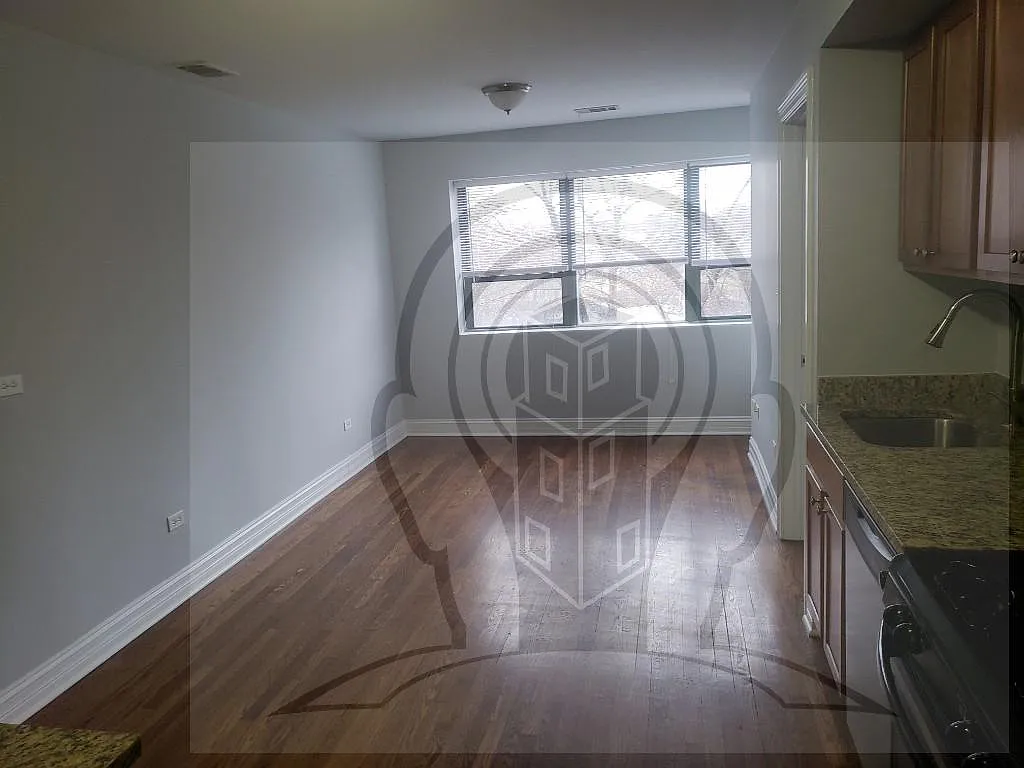 1 bed, 1.0 bath, $1,400 — Photo 2