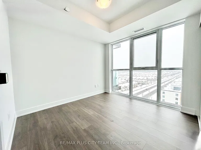 2550 Simcoe St N #1217 — Photo 8
