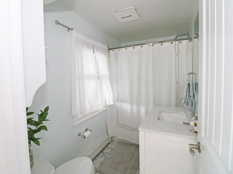 249 Tuckerman Ave #2 — Photo 24