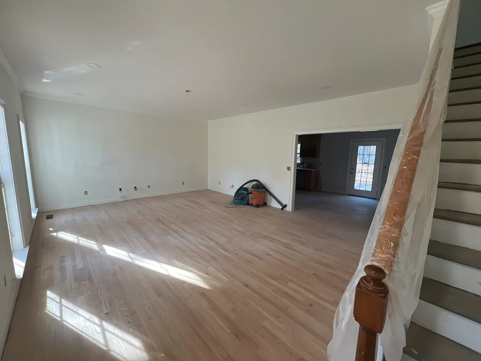 3 bed, 1800 sqft, $2,400 — Photo 4