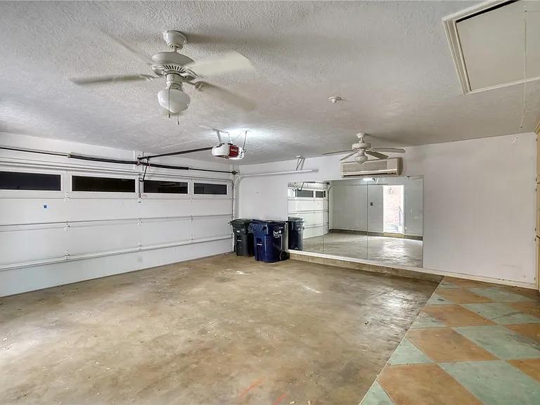 1402 Riverstone Ct — Photo 42