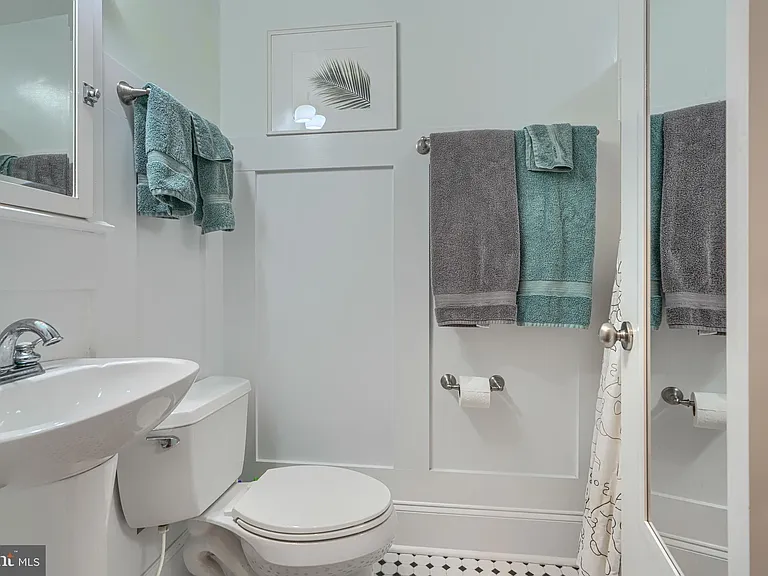 600 S Robinson St — Photo 15
