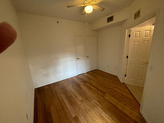 3rd image of 1420 Tiffany Ln APT 2606