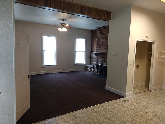 4th image of 478 S South St APT 1