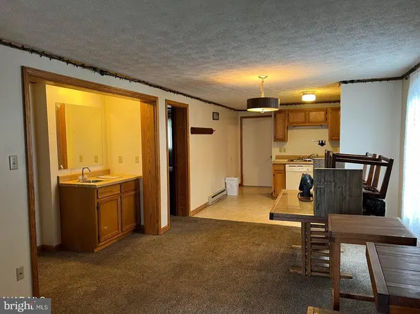 127 E Valley Point Ln #1216, Claysburg, PA 16625