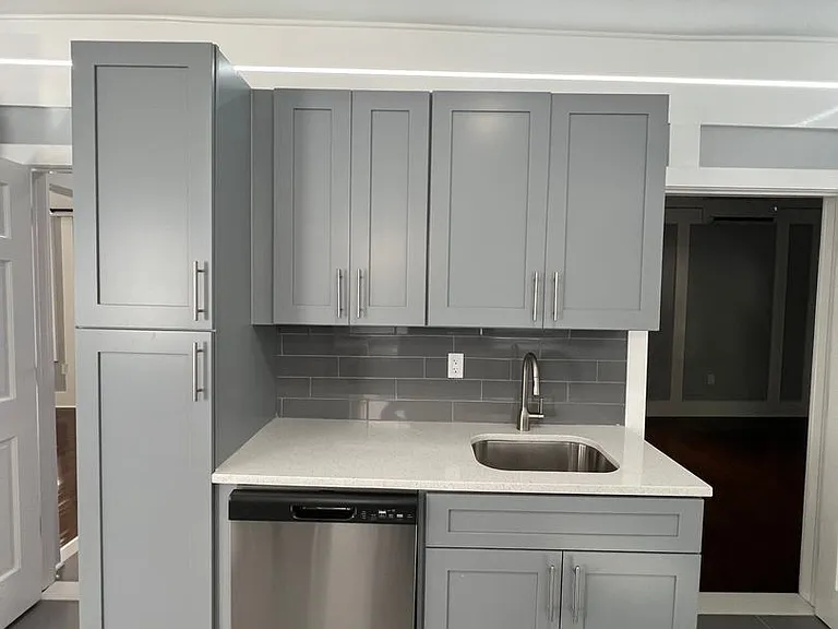97 Sheffield Ave — Photo 12