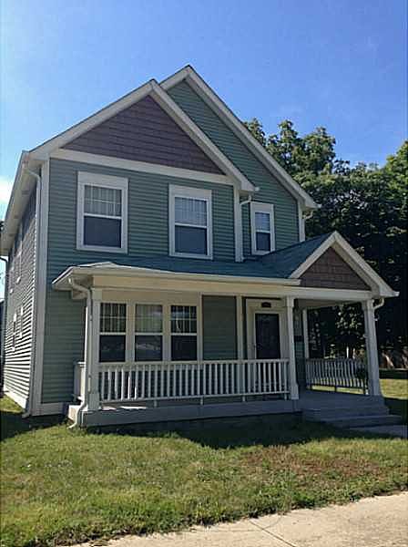 1st image of 1946 N Park Ave