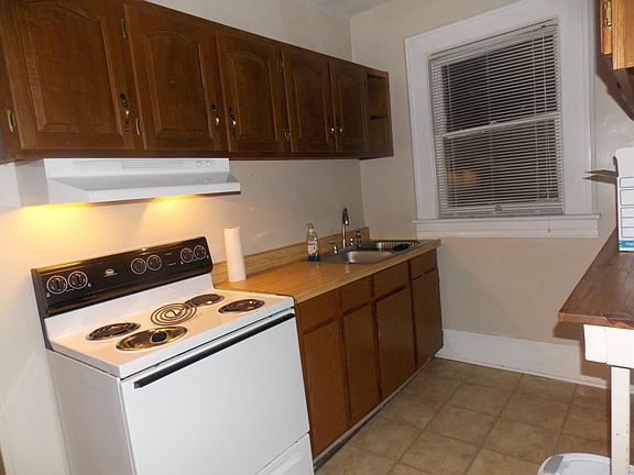 5th image of 2019 Berkley Ave SW #2