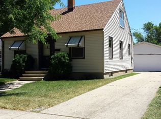 7703 18th Ave, Kenosha, WI 53143