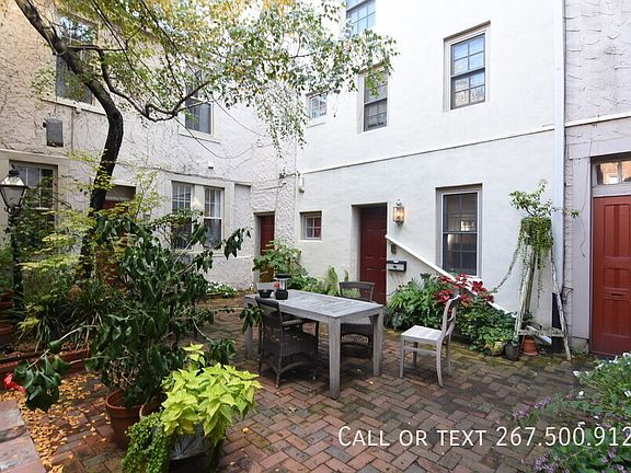 2nd image of 1206 Eight Lantern Sq #C