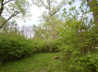 557 N Railroad St, Braidwood, IL 60408