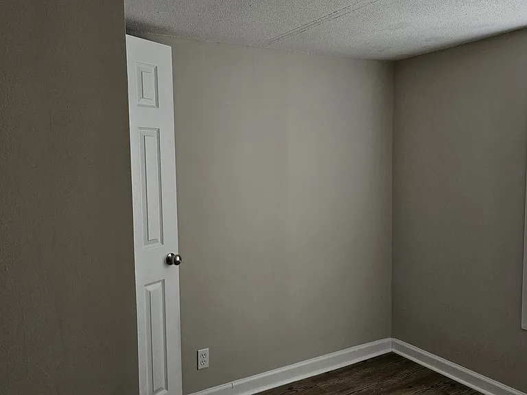 610 E Branch Dr — Photo 17