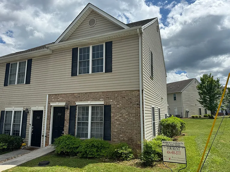1600 Wards Ferry Rd #201 — Photo 1