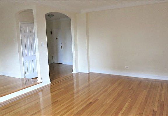 5th image of 72-38 113th St APT 2L