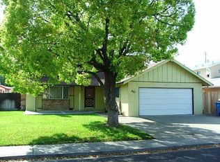 337 Trinity Dr, Vacaville, CA 95687
