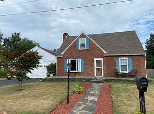 1052 Decker St, Kingston, NY 12401
