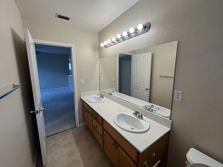 9740 Ruddy Duck Way — Photo 20