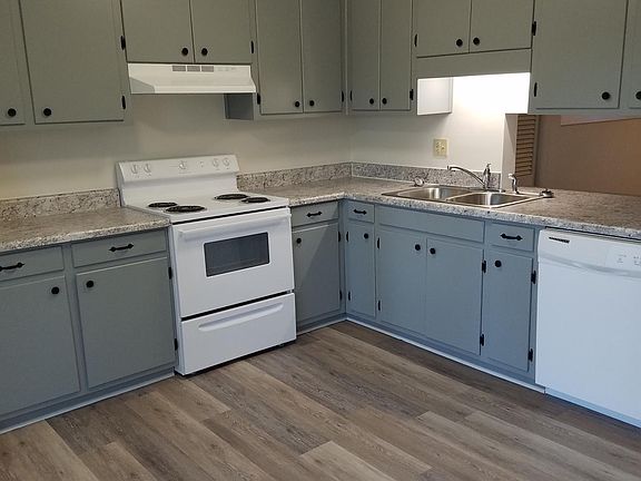 5th image of 213 Harbor Dr