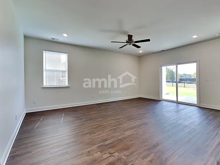 113 Pecan Dr — Photo 7