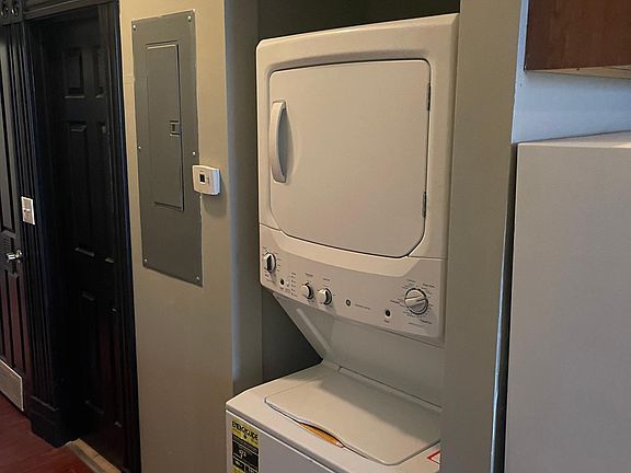 5th image of 2345 S 7th St Fl 2