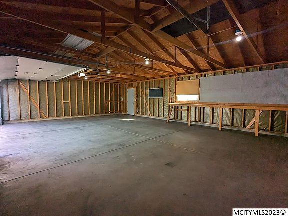 4th image of 34 20th St SE