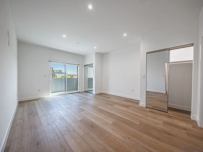 11311 Collins St — Photo 86