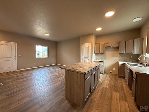 4th image of 3526 Wapiti Ln