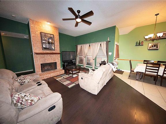 3rd image of 1008 Vancouver Dr
