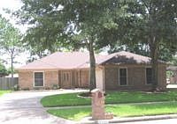 1st image of 8118 Clover Gardens Dr