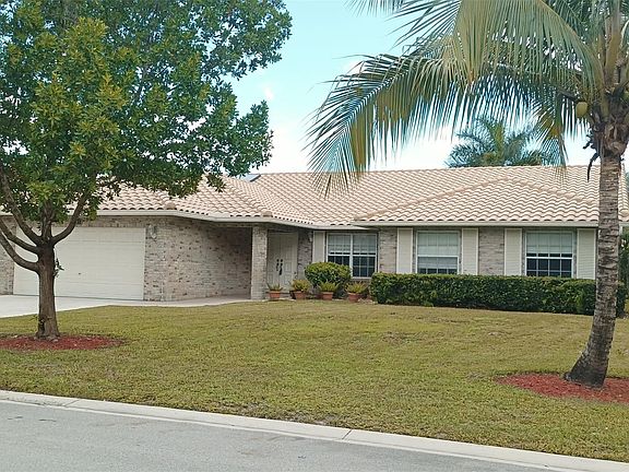 3rd image of 9712 NW 46th Manor