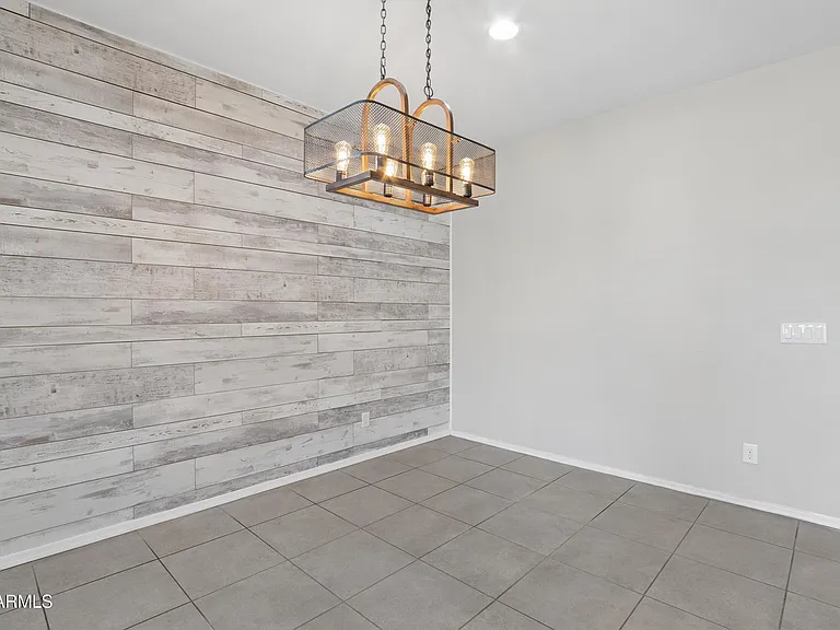 17766 W Granite View Dr — Photo 11