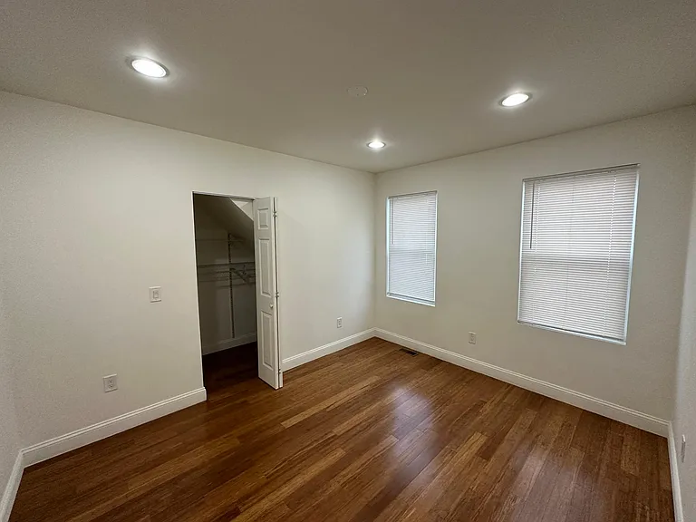 89 Walnut St — Photo 12