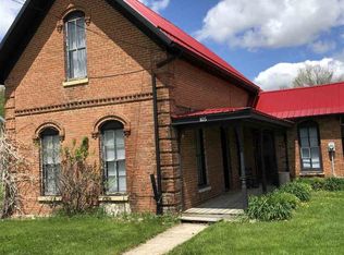 105 Church St, Spillville, IA 52168