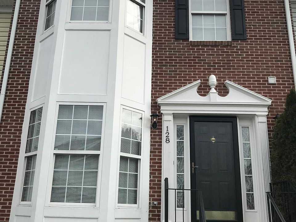 1st image of 128 Keating Cir